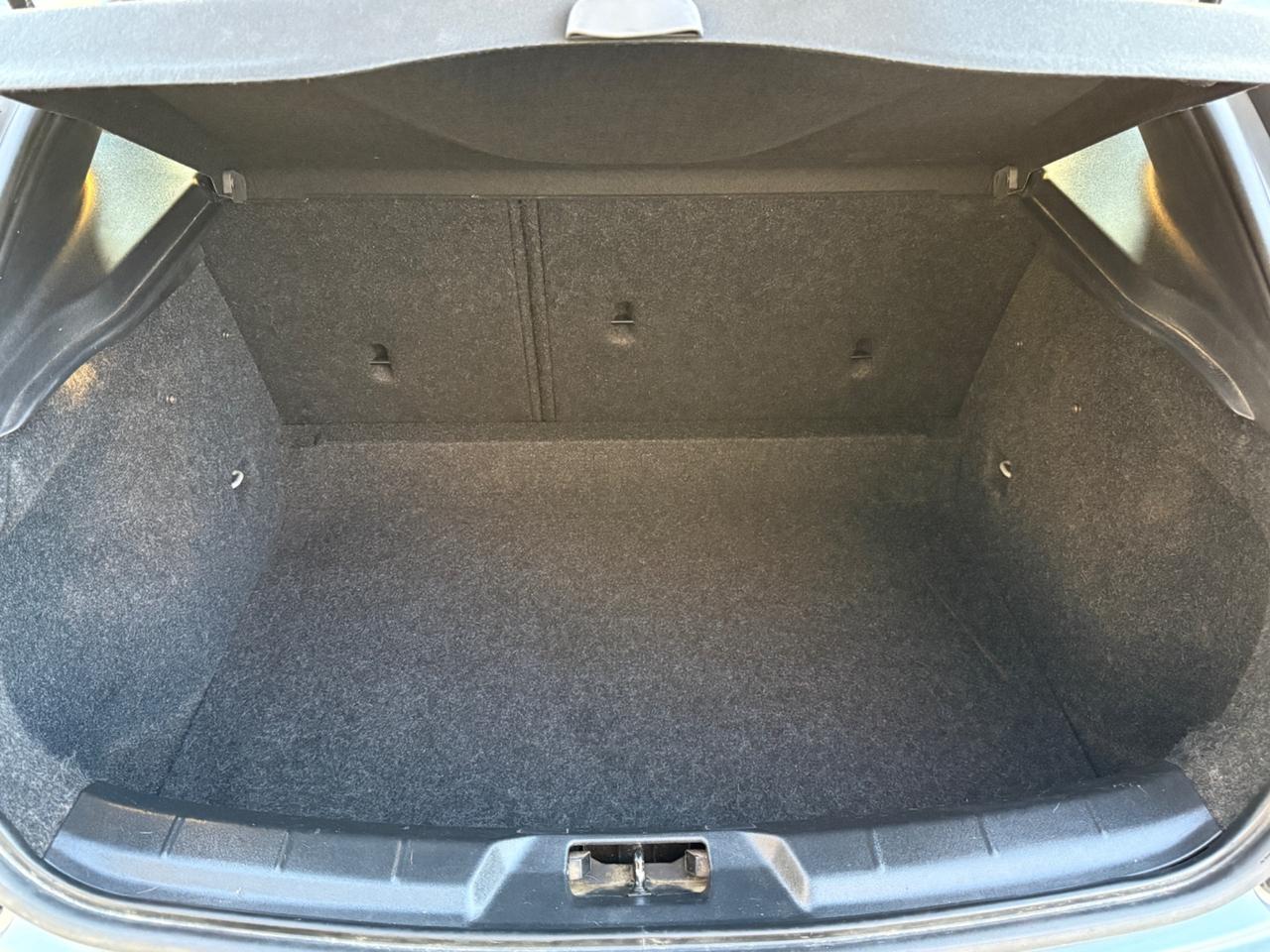 Volvo V40 Cross Country D2 1.6 Summum