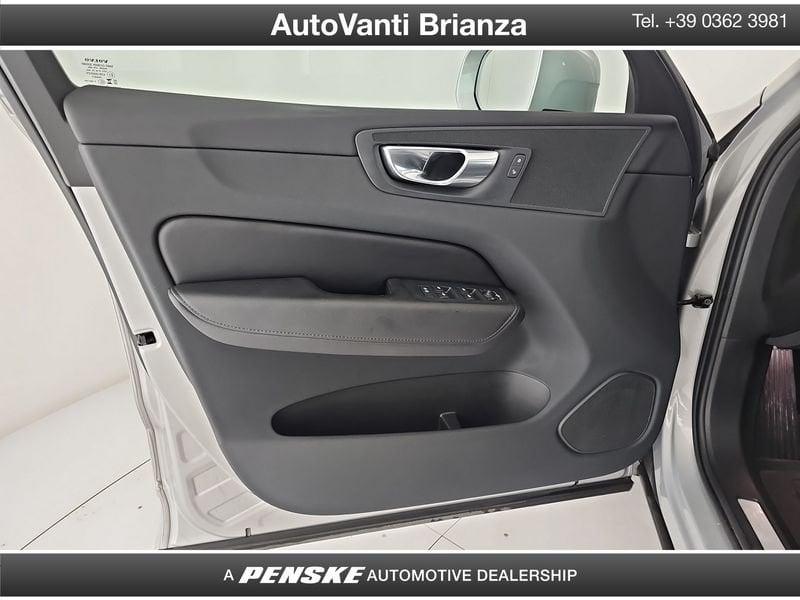 Volvo XC60 XC60 2.0 Plug-in Hybrid AWD automatico Inscription