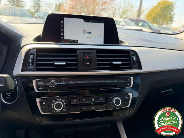 BMW 118 i 5p. Sport Automatica Led Navi