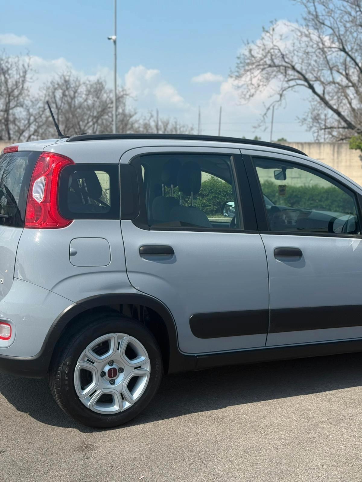 Fiat Panda Cross 2023 1.0 FireFly S&S Hybrid IVA ESPOSTA