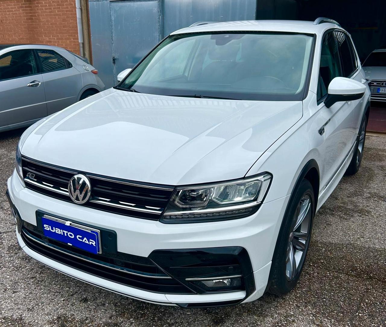 Volkswagen Tiguan 2.0 TDI SCR DSG R-LINE