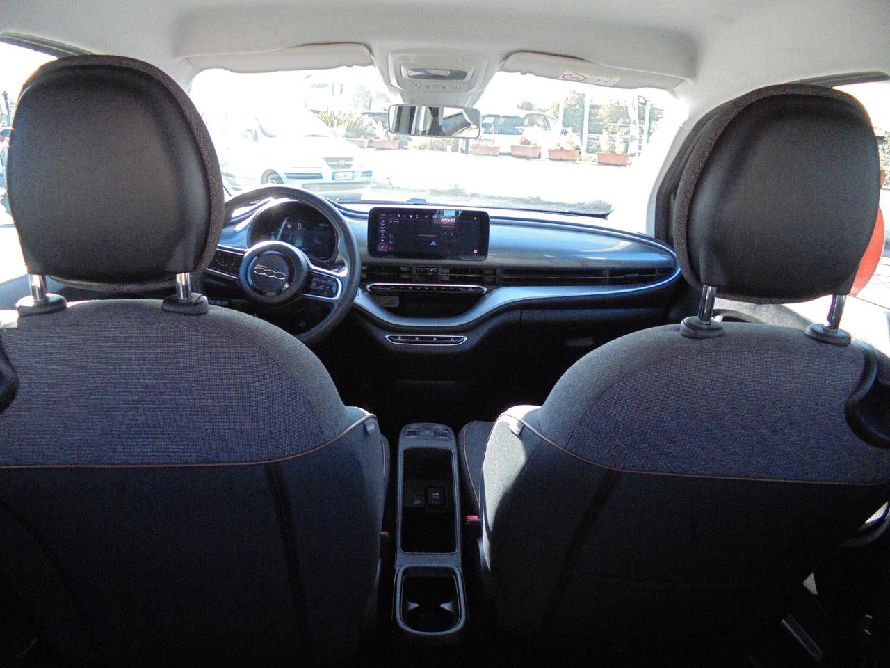 Fiat 500 500e Berlina 42 kWh Icon