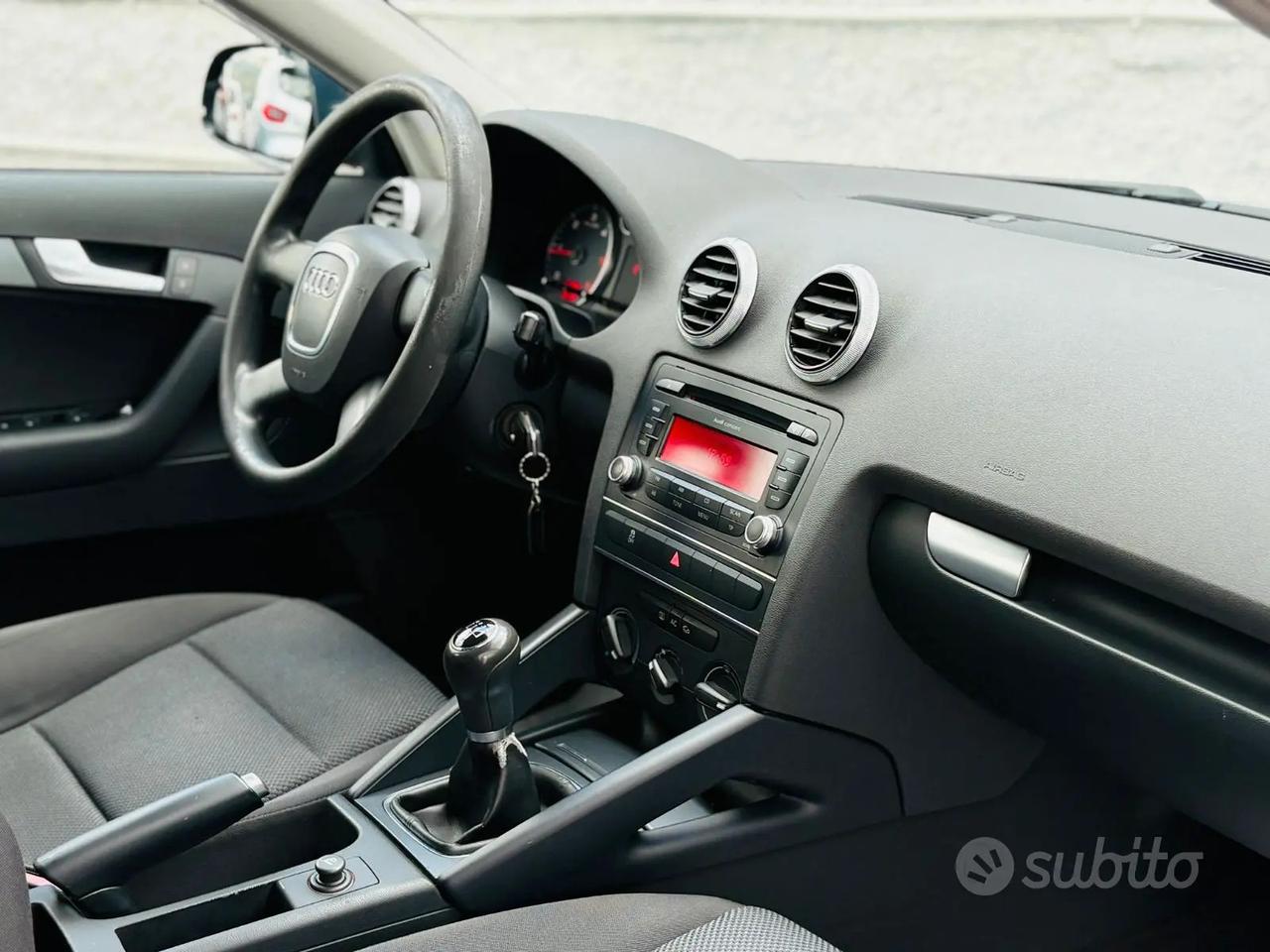 AUDI A3 1.6 TDI SPB AMBIENT PER NEOPATENTATI 90CV