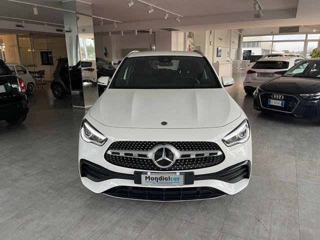 MERCEDES-BENZ GLA 180 d Automatic Premium