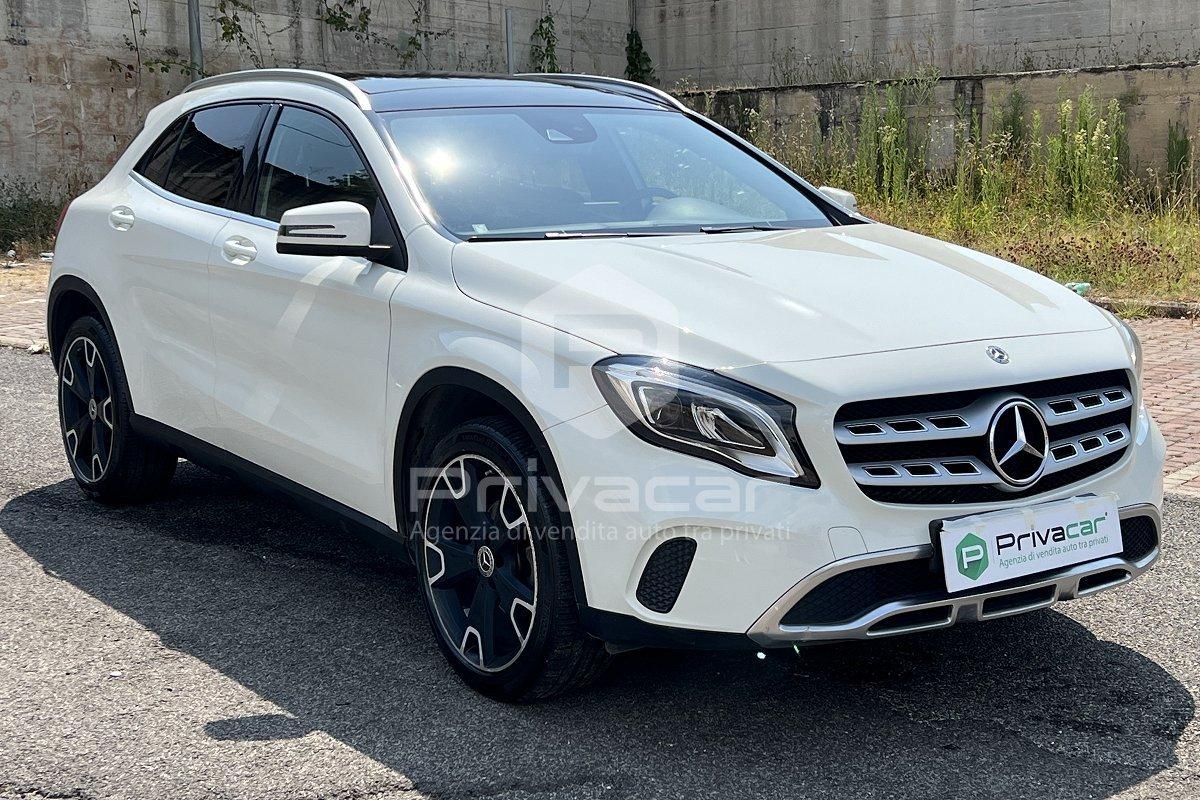 MERCEDES GLA 200 d Automatic Sport