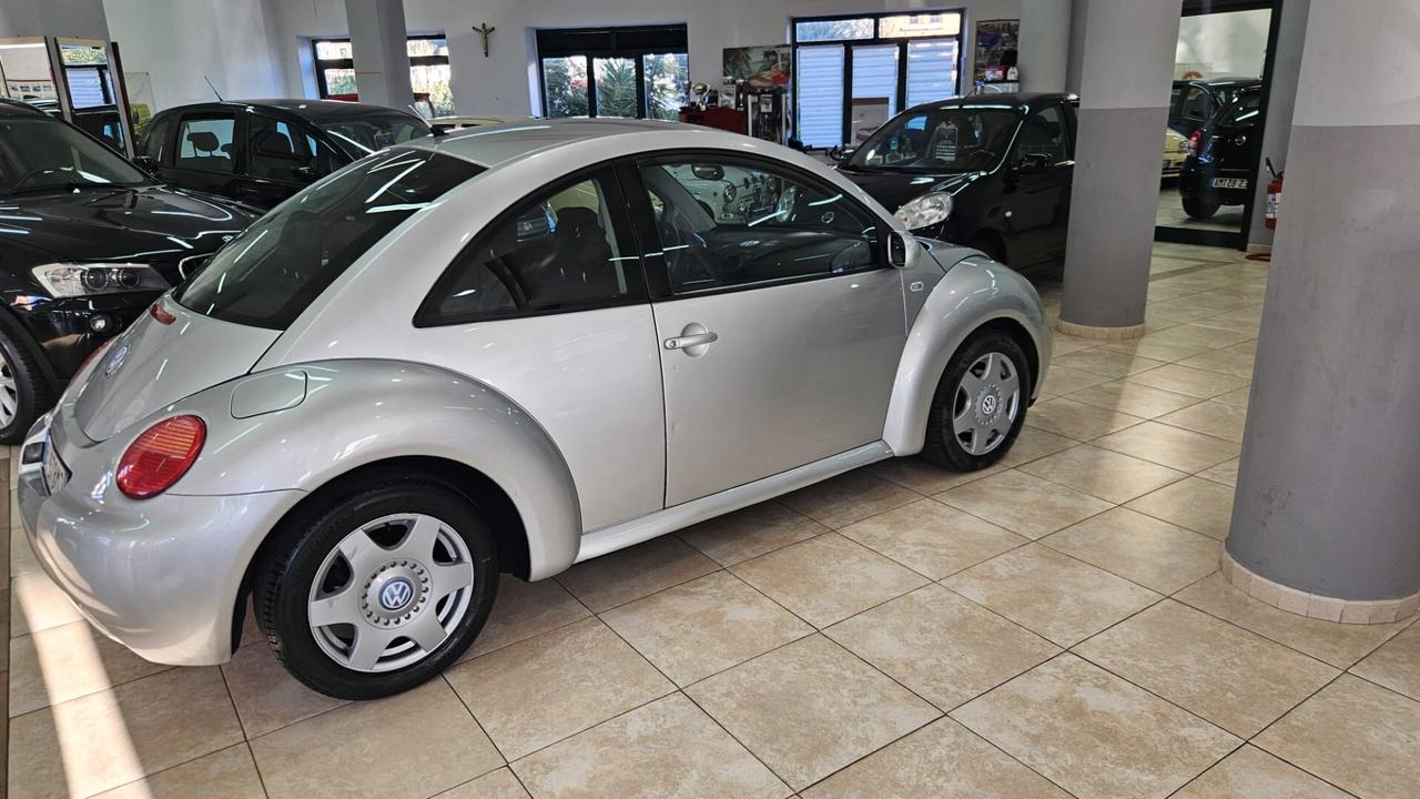 Volkswagen New Beetle 1.9 TDI 101CV