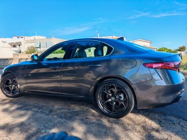 Alfa Romeo Giulia 2.2 Turbodiesel 190 CV AT8 Executive