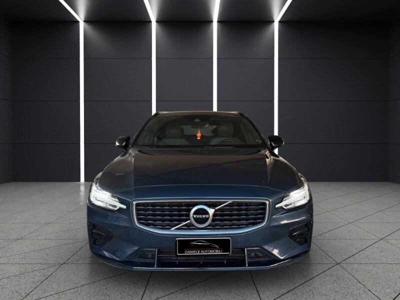 VOLVO V60 (2018-->) V60 D4 Geartronic R-design