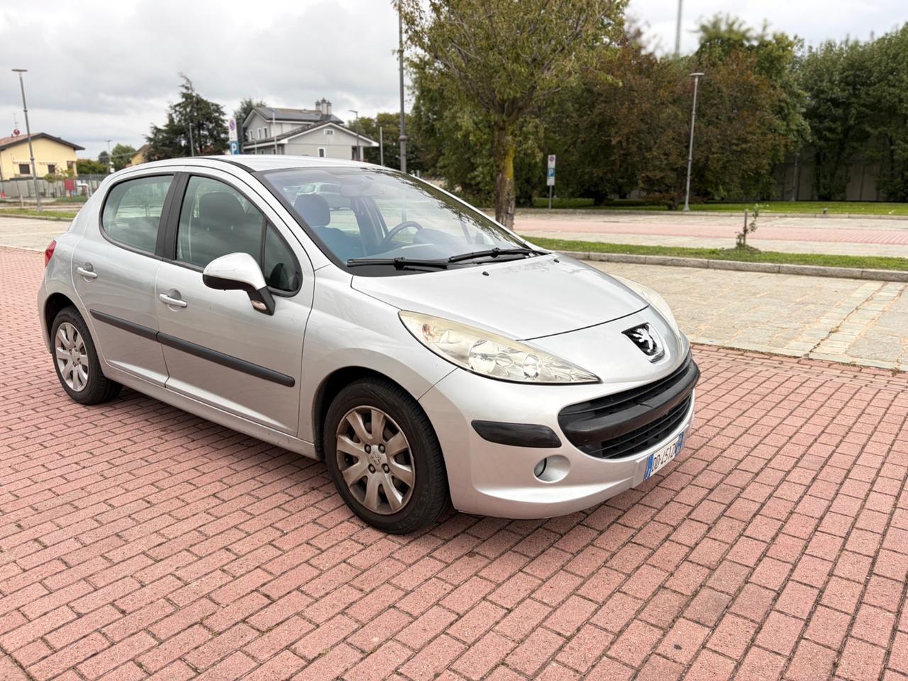 Peugeot 207 1.4 88CV 3p. XS