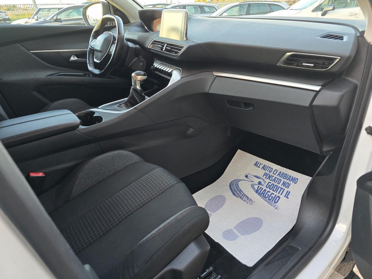 Peugeot 5008 BlueHDi 130 S&S Business NEOPATENTATI