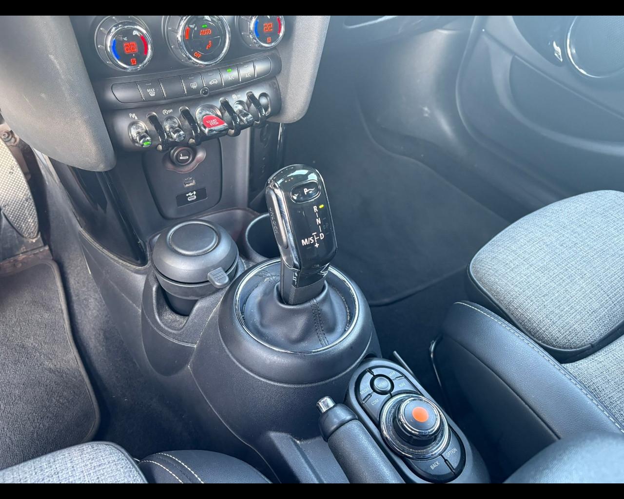 MINI Mini 5 porte (F55) - Mini 1.5 Cooper Hype 5 porte