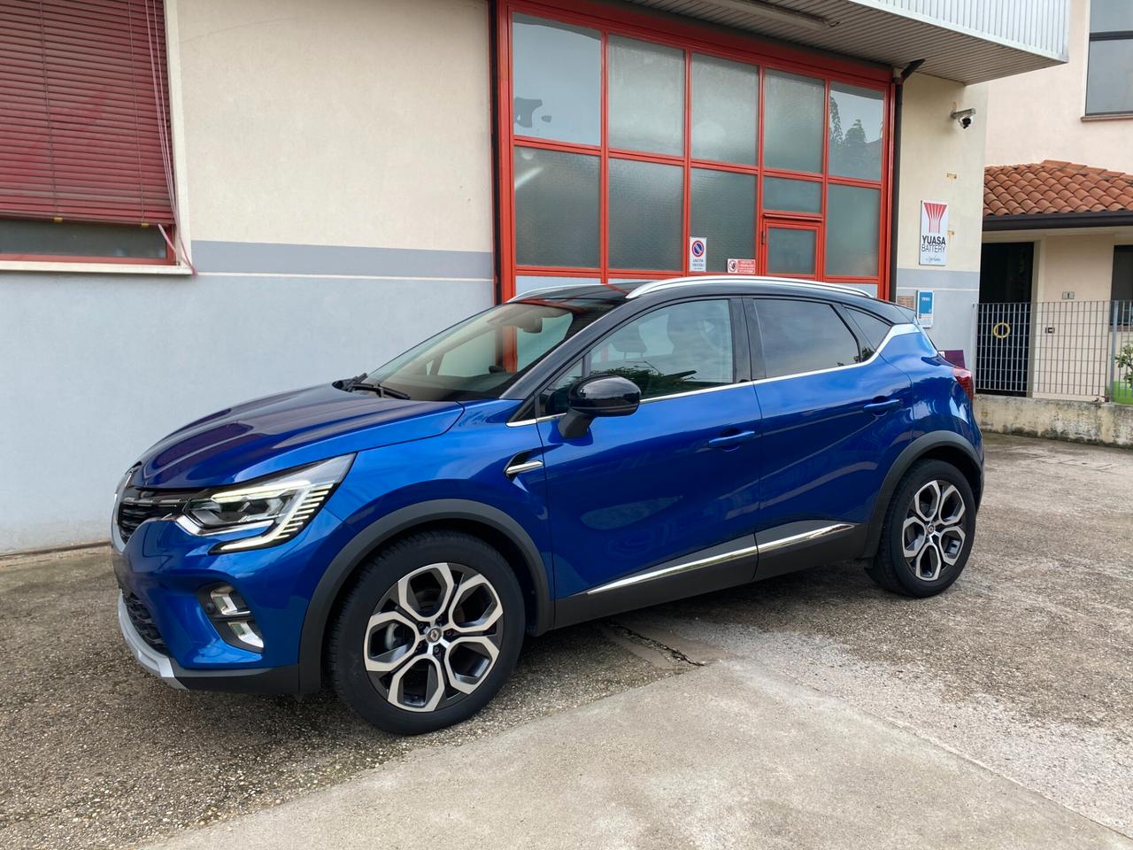 Renault Captur TCe 140 CV EDC FAP Intens - 140 CV - CAMBIO AUTOMATICO