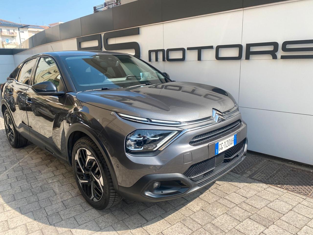 Citroen C4 BlueHDi 130 S&S EAT8 Shine