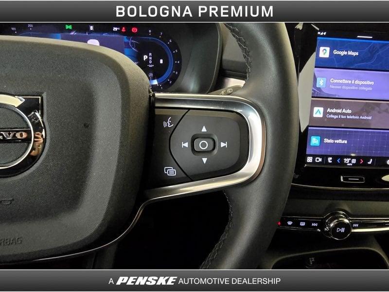 Volvo XC40 XC40 B3 automatico Plus Dark