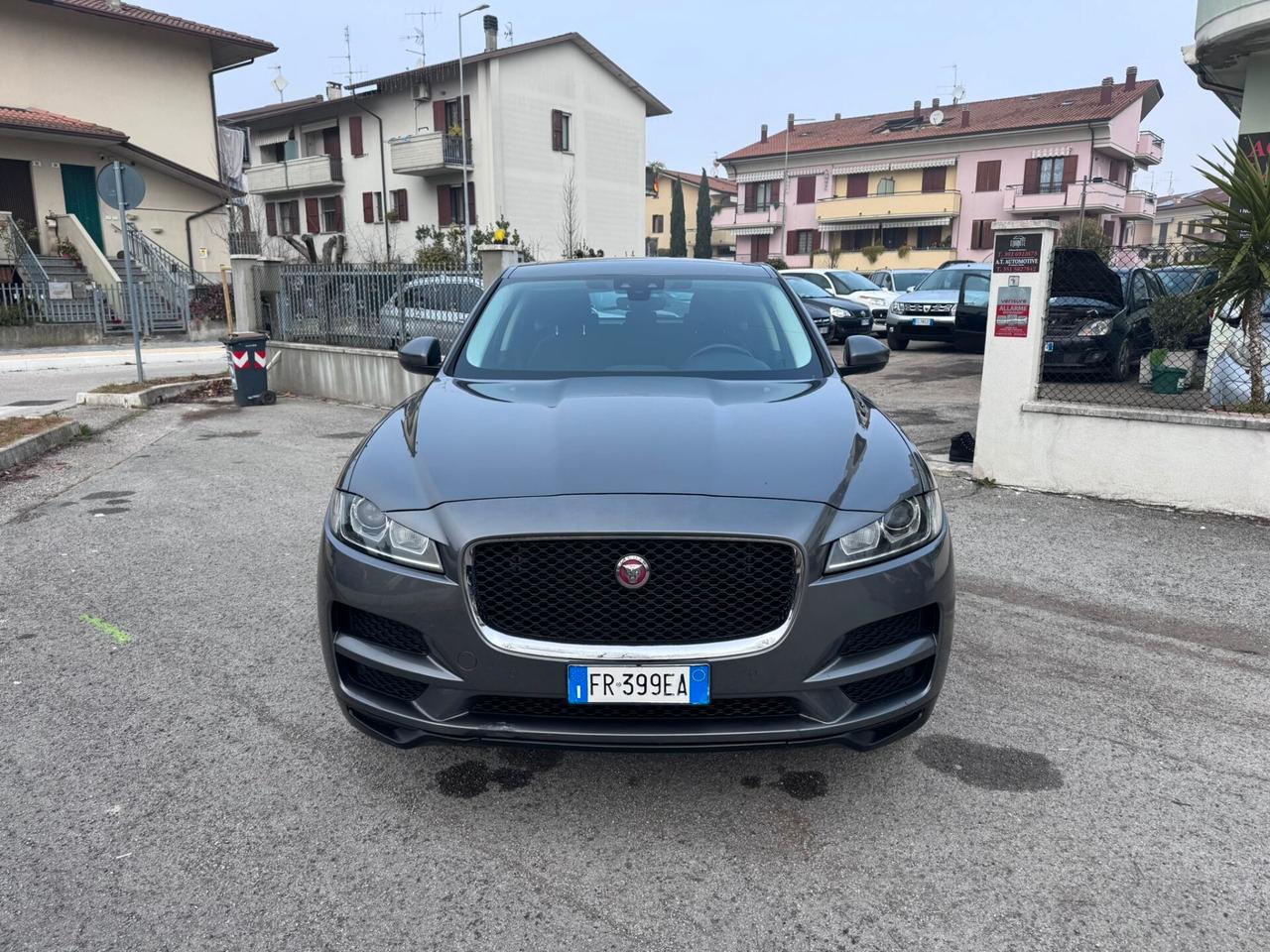 Jaguar F-Pace 2.0 D 180 CV AWD Portfolio