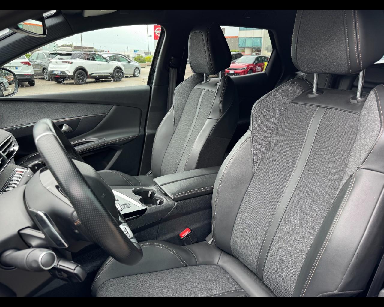 PEUGEOT 3008 2ª serie - 3008 BlueHDi 130 S&S EAT8 GT Line