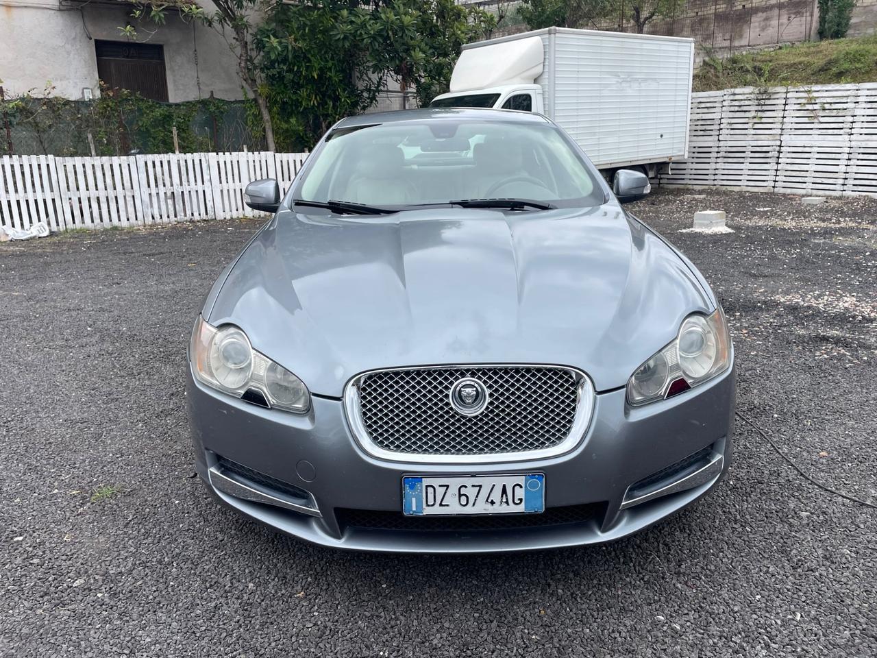 Jaguar XF 3.0 D V6 Premium Luxury