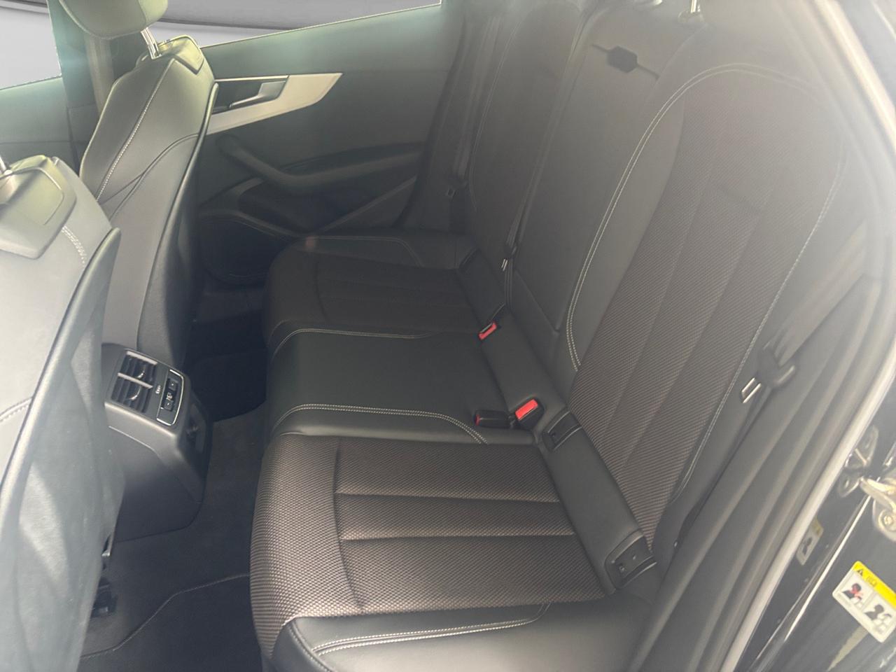 AUDI A4 V 2019 Avant - A4 Avant 40 2.0 tdi mhev S line edition quattro 204cv s-tron