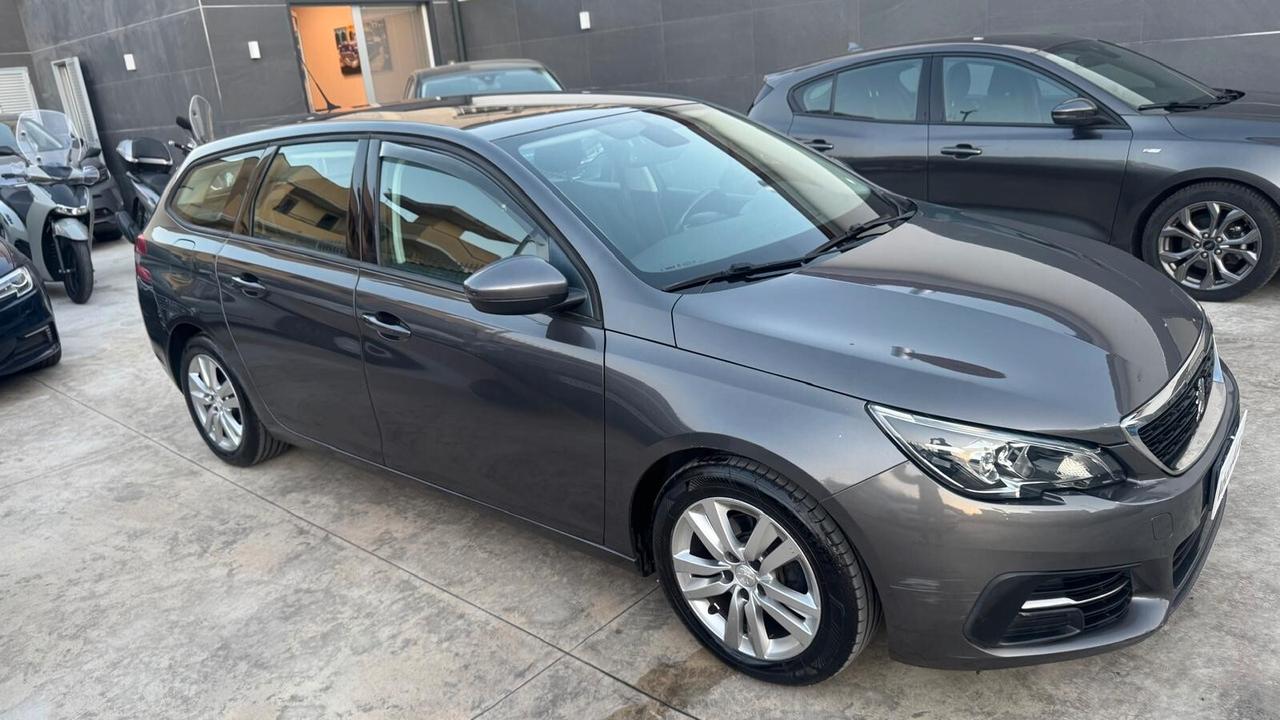 Peugeot 308 BlueHDi 100 S&S SW Business