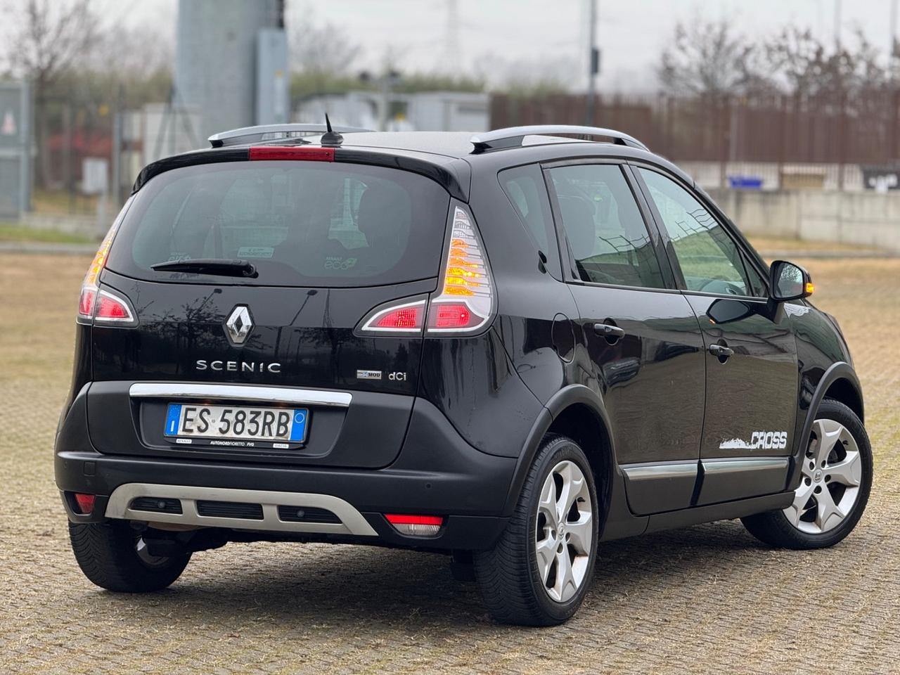 Renault Scenic Scénic XMod Cross 1.5 dCi 110CV Start&Stop Energy