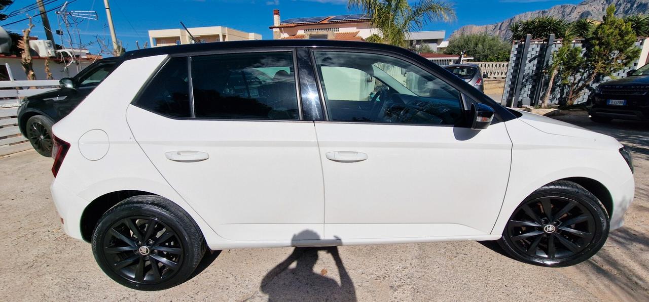Skoda Fabia 1.0 MPI 60 CV Twin Color Nero