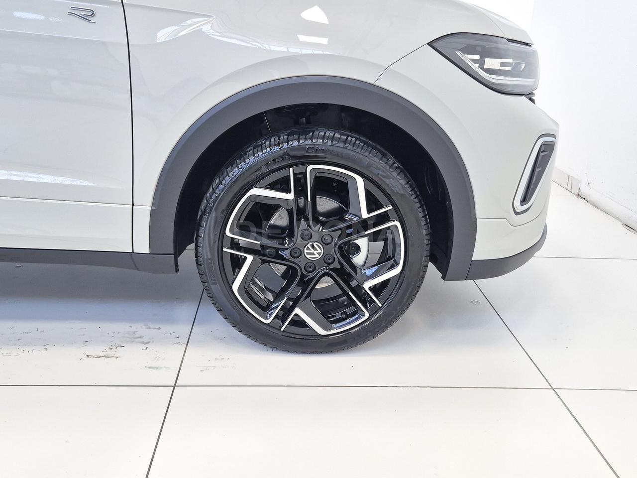 Volkswagen T-Cross 1.0 tsi r-line 115cv