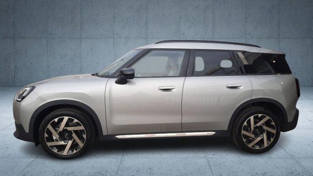 MINI Mini C Favoured Countryman