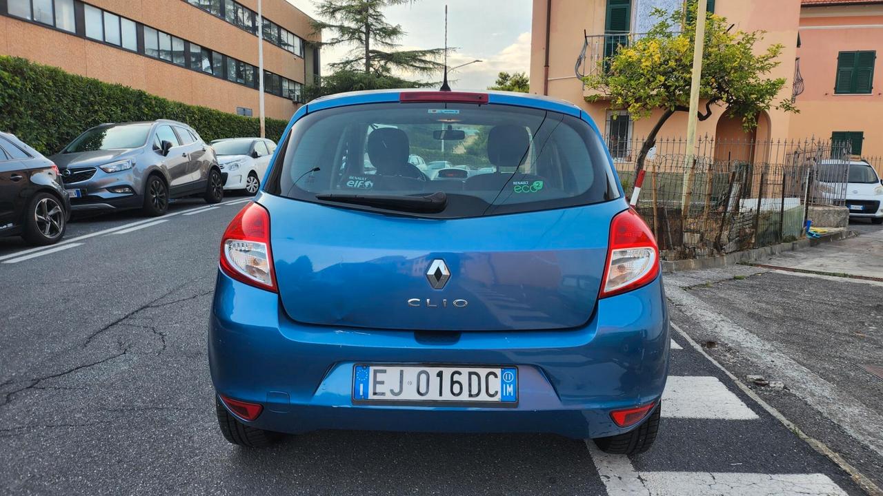 Renault Clio 1.2 16V 3 porte Dynamique
