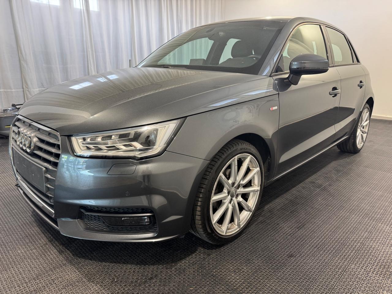 Audi A1 SPB 1.0 TFSI ultra Admired S-Line