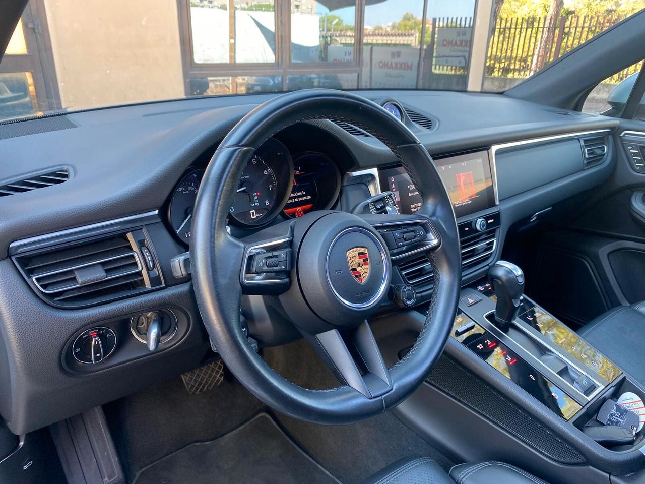 Porsche Macan 2.0 T -TETTO-CRONO- 21"-CAMERA-GARANZIA