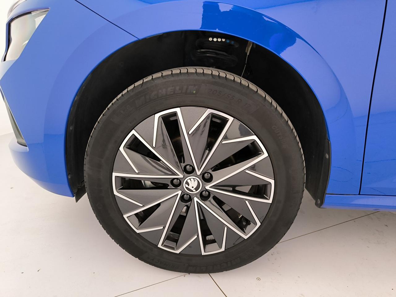 Skoda Kamiq 1.0 tsi black dots 95cv