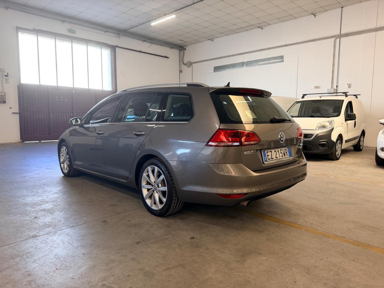 Volkswagen Golf Variant 2.0 TDI DPF DSG Highline