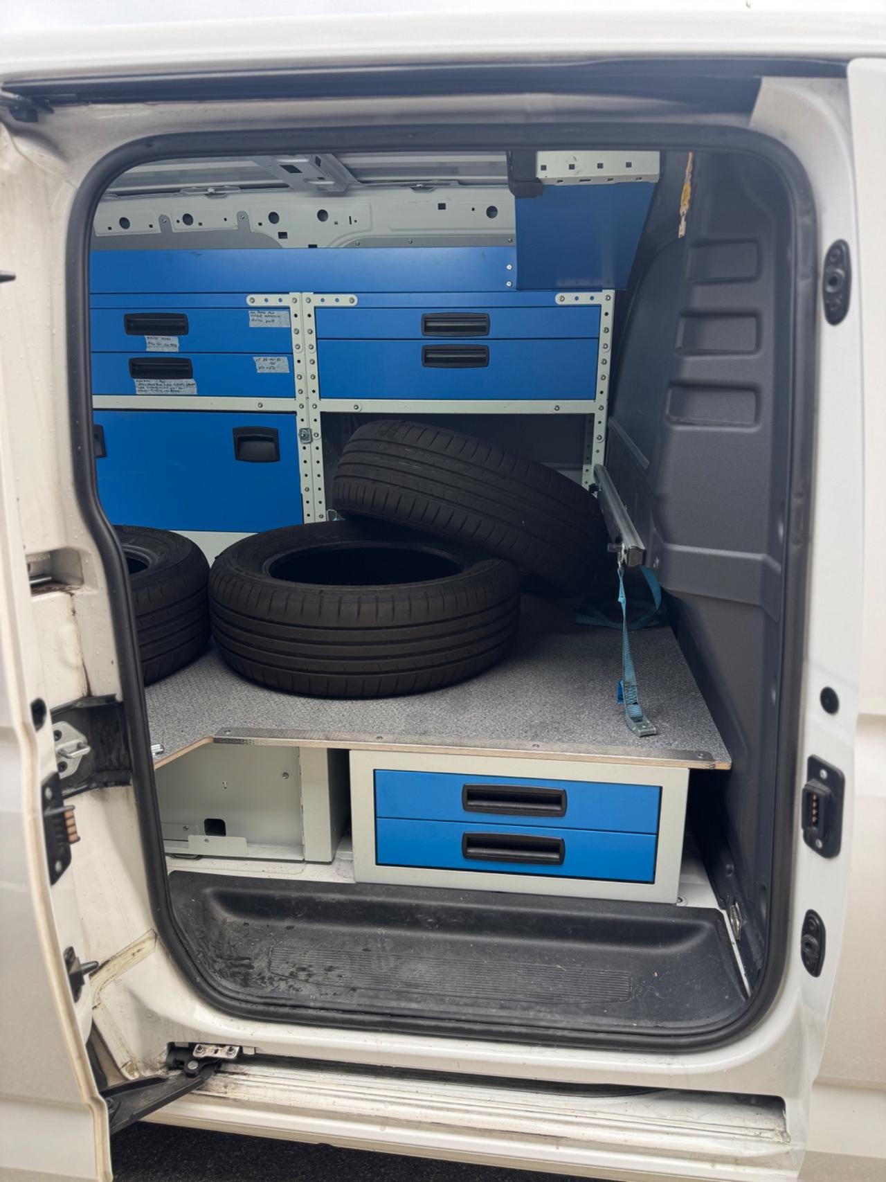 VOLKSVAGEN CADDY MAXI 2.0 TDI AUTOMATICO 2023