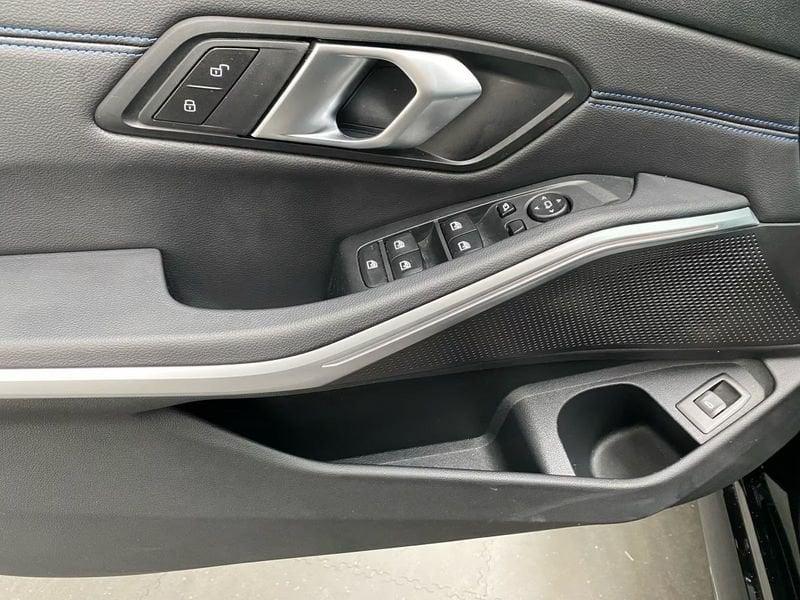 BMW Serie 3 320d xDrive 48V MSport Touring aut. 19" Adaptive LED Camera 360°