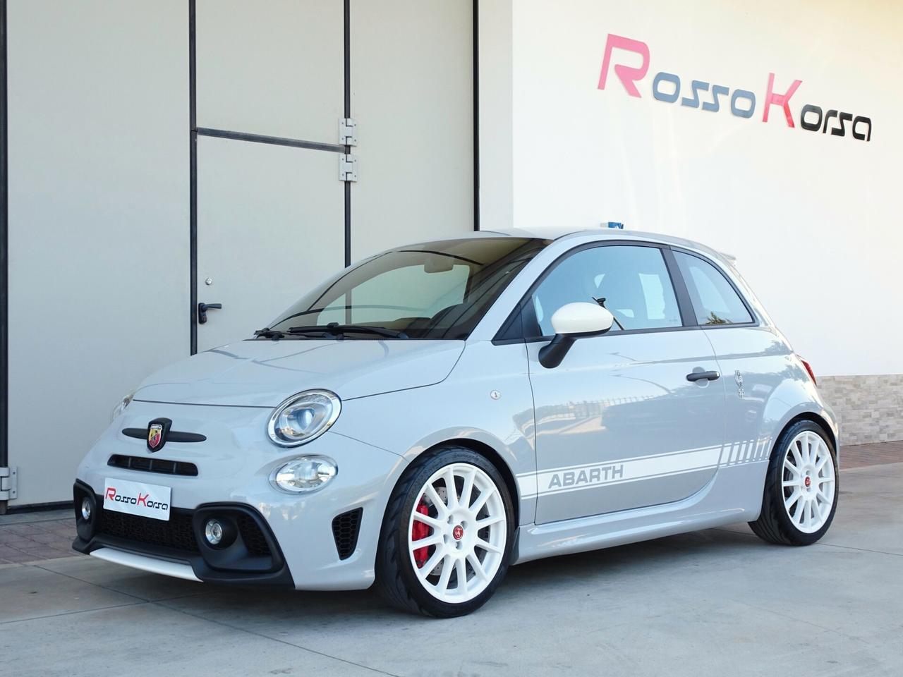 ABARTH 595 esseesse 70th 180CV AKRAPOVIC/CARPLAY
