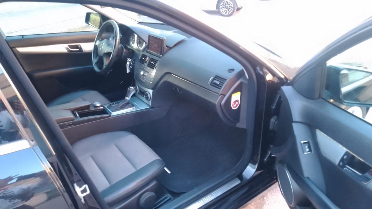 Mercedes-benz C 220 CDI S.W. avantgarde 2010