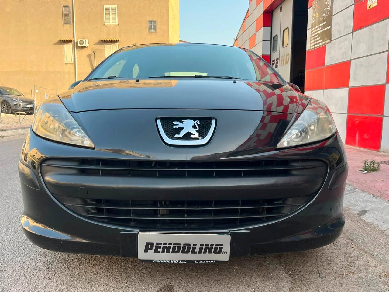 Peugeot 207 1.4 HDi 70CV 5p. ONE Line