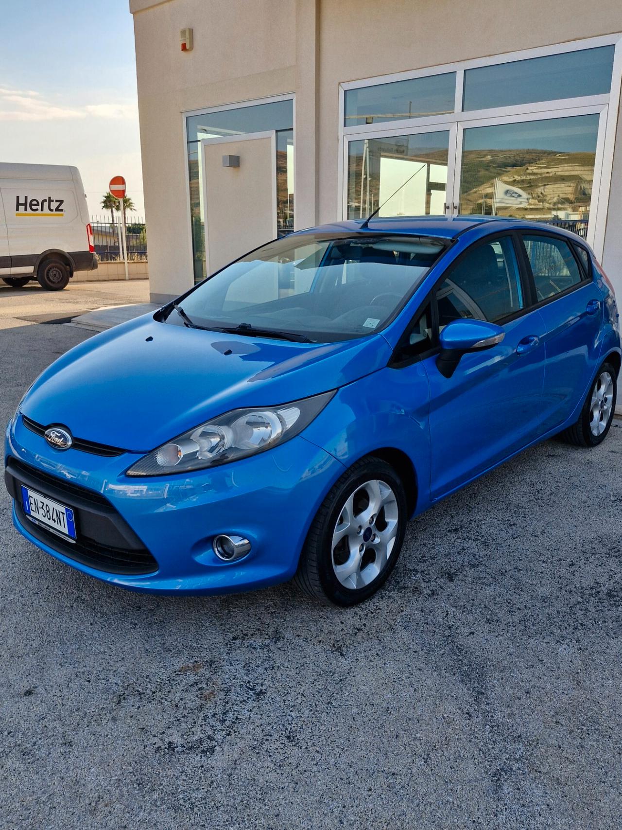 Ford Fiesta Ikon 1.2 60CV 5 porte