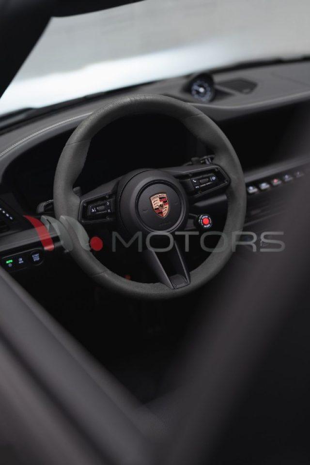 PORSCHE 911 Targa 4 GTS 2025 15.000 km Pari al Nuovo Ful