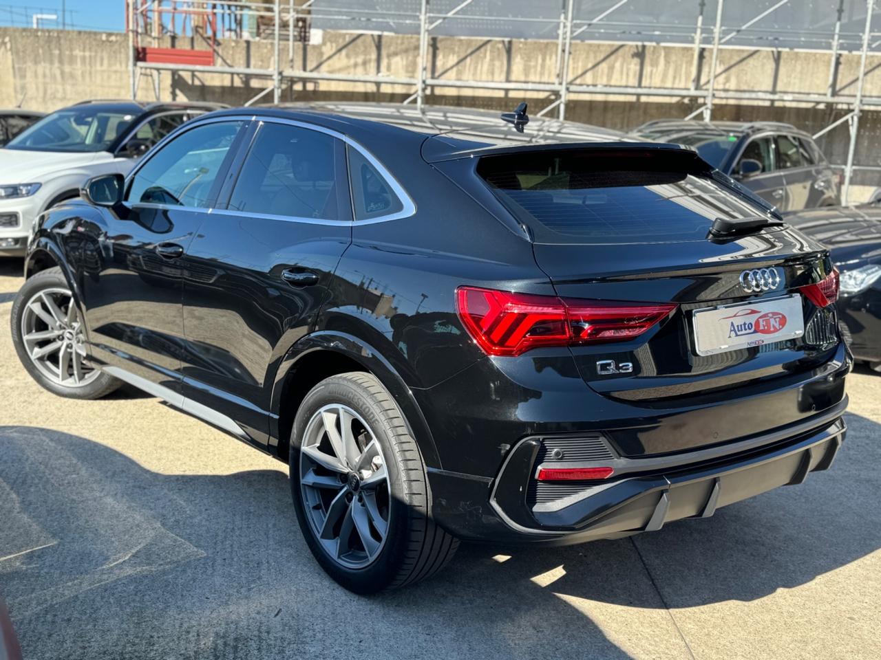 Audi Q3 SPB 35 TDI S tronic line