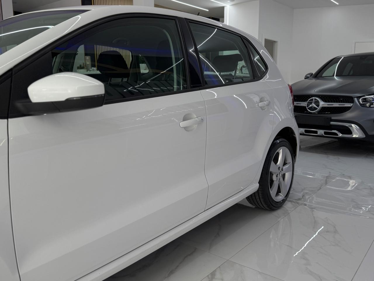 Volkswagen Polo 1.0 Trendline Full Optional