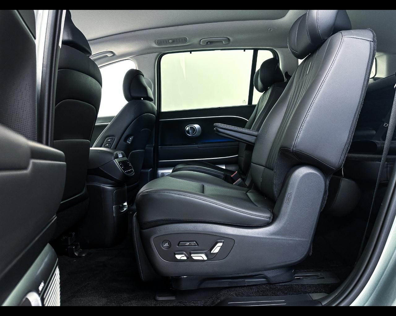 HYUNDAI IONIQ9 110 KWH 4WD CALLIGRAPHY 6PPERF+DM