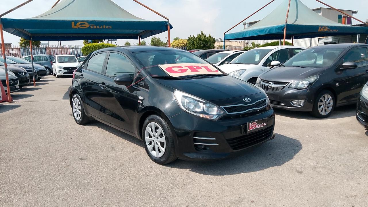 Kia Rio 1.2 benzina gpl