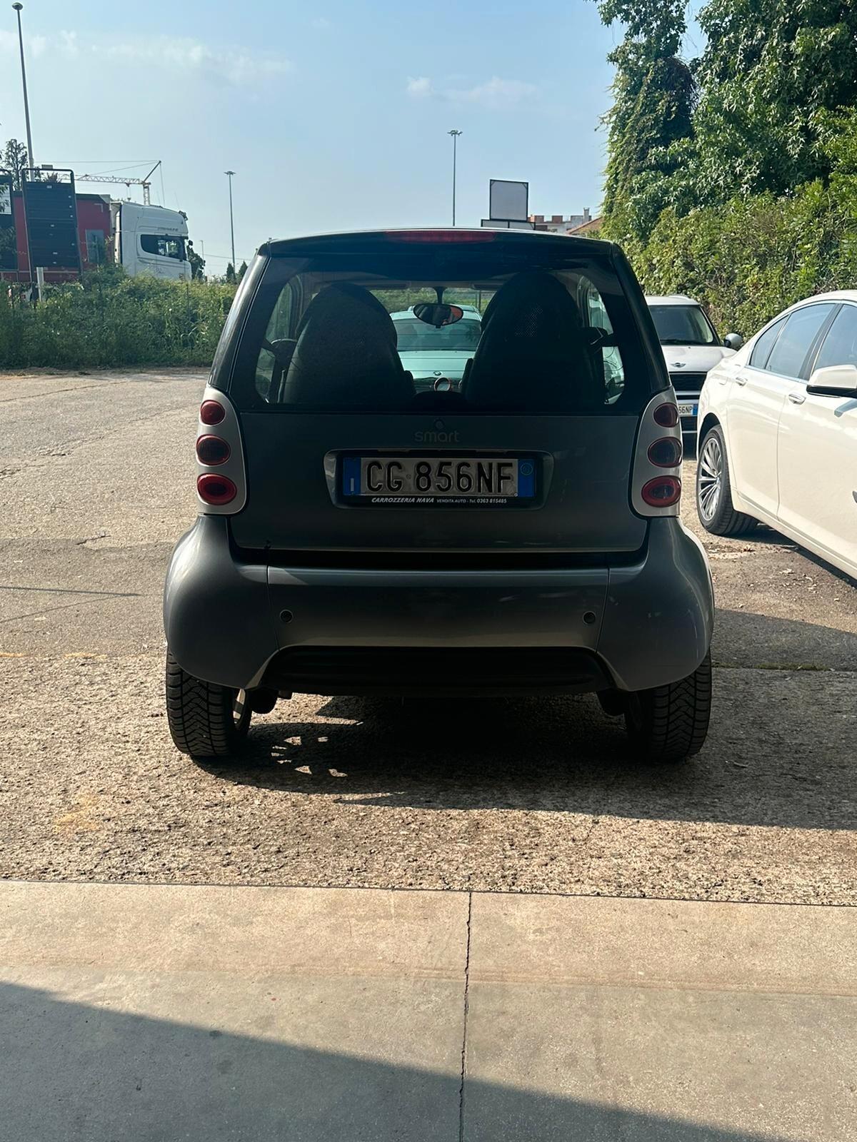 Smart Smart 700 smart city-coupé pure (45 kW)