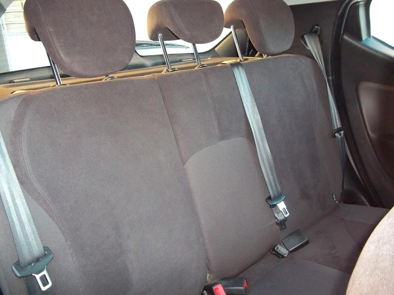 Lancia Ypsilon Gold 1.2 8v Ok neopatentati 5 posti Euro 5B