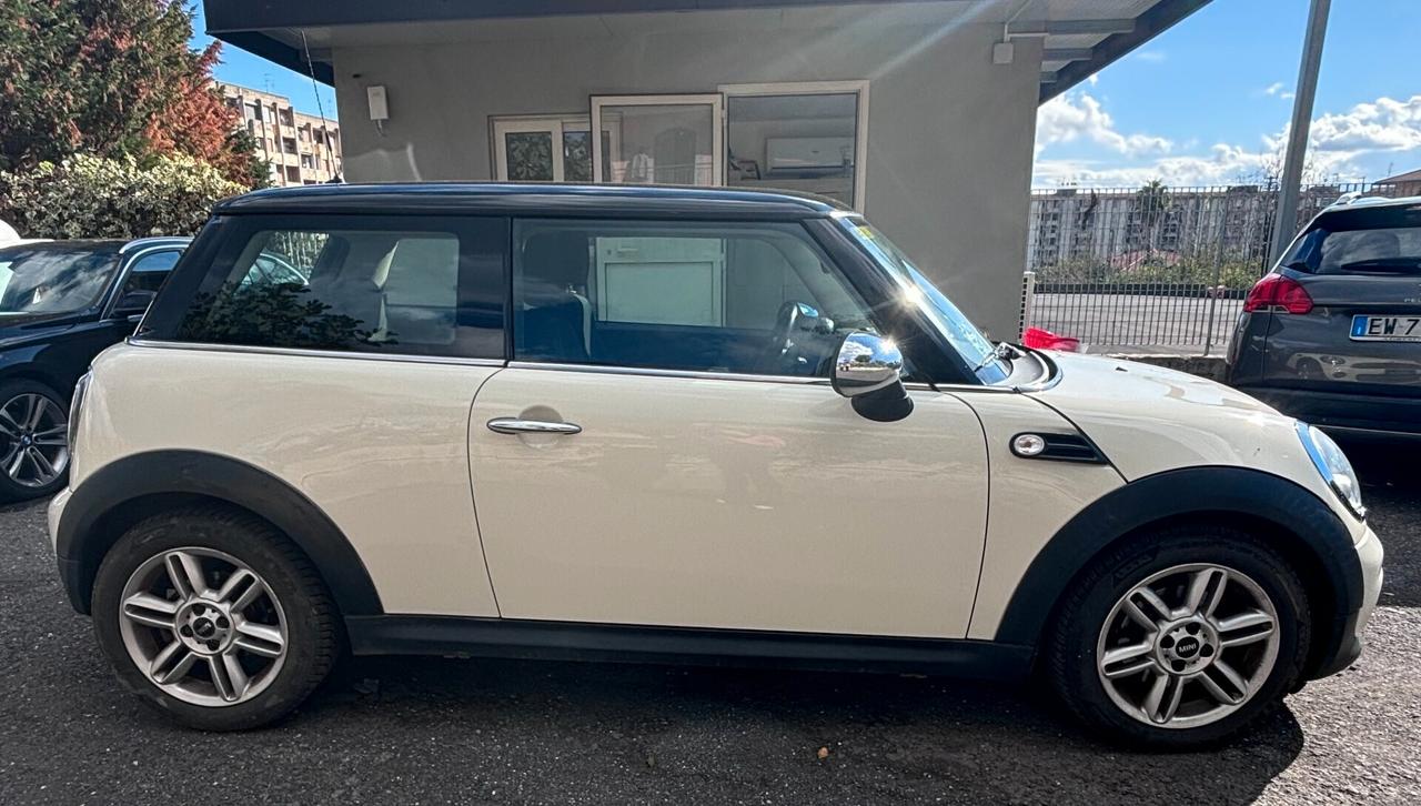 Mini Mini 1.6 16V Cooper D