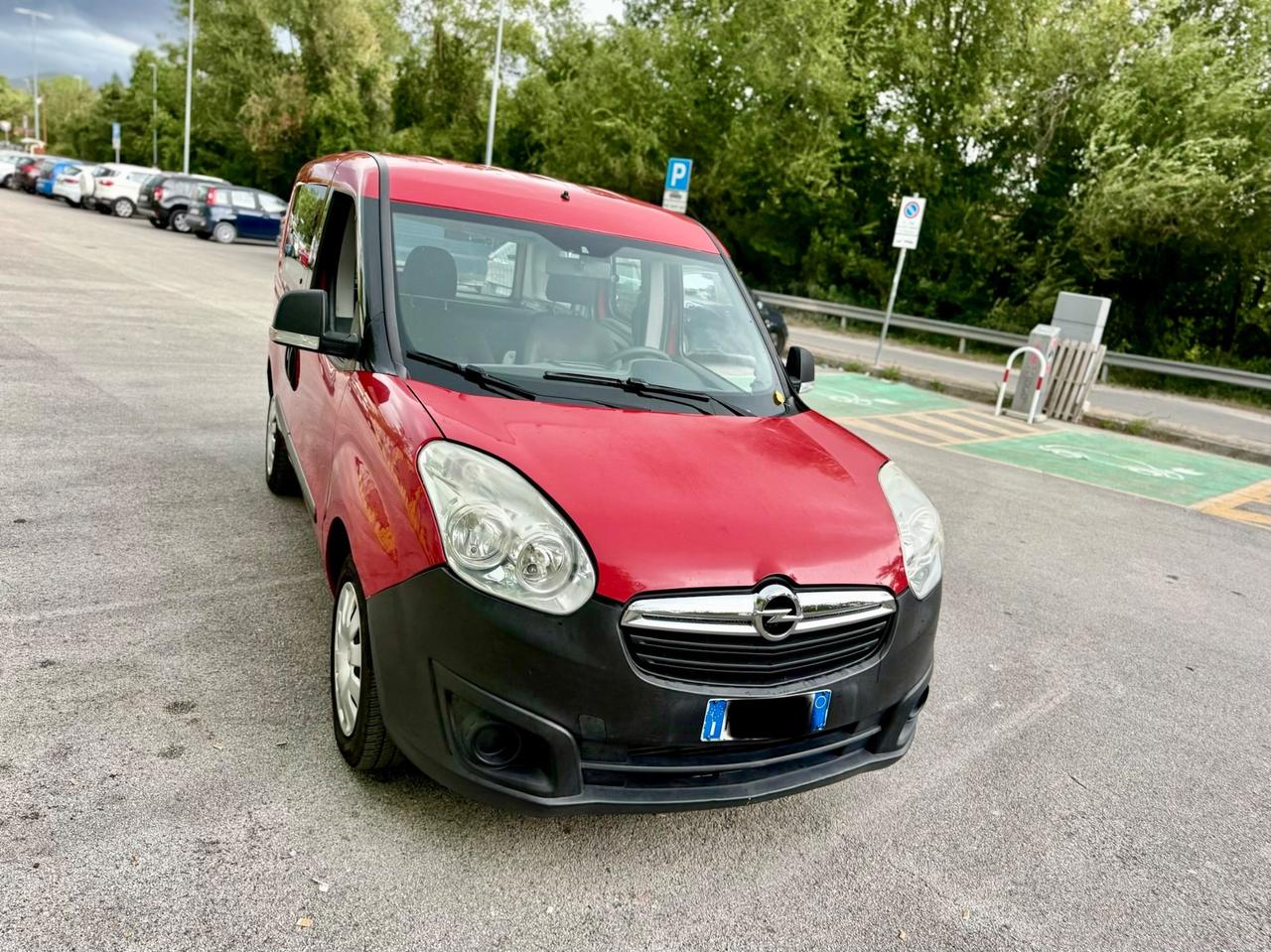Fiat Doblo 5posti 1.4 T-Jet Natural Power uniproprietà