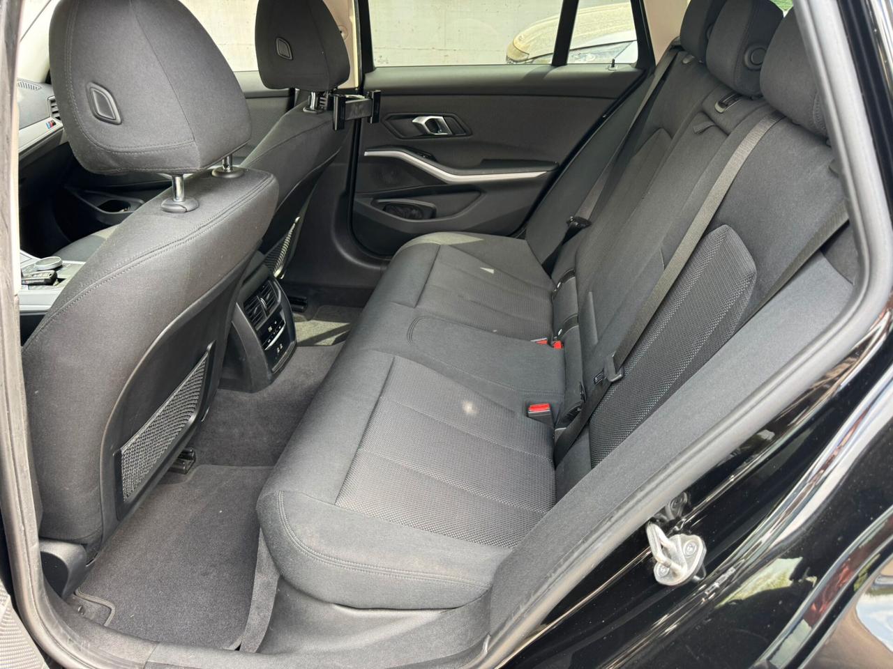 Bmw 318 320d 48V MHEV Business Advantage