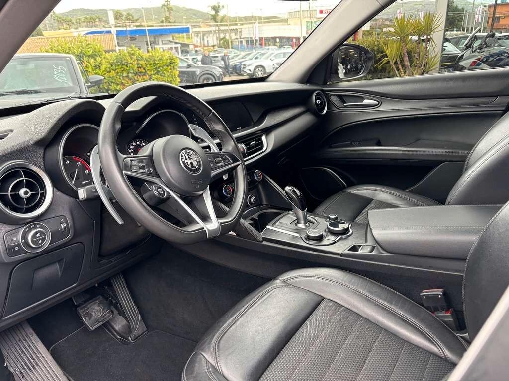 Alfa Romeo Stelvio 2.2 Turbodiesel 150 CV AT8 RWD Business 2018 / KM 149.000 Tua a solo 199 Euro al mese