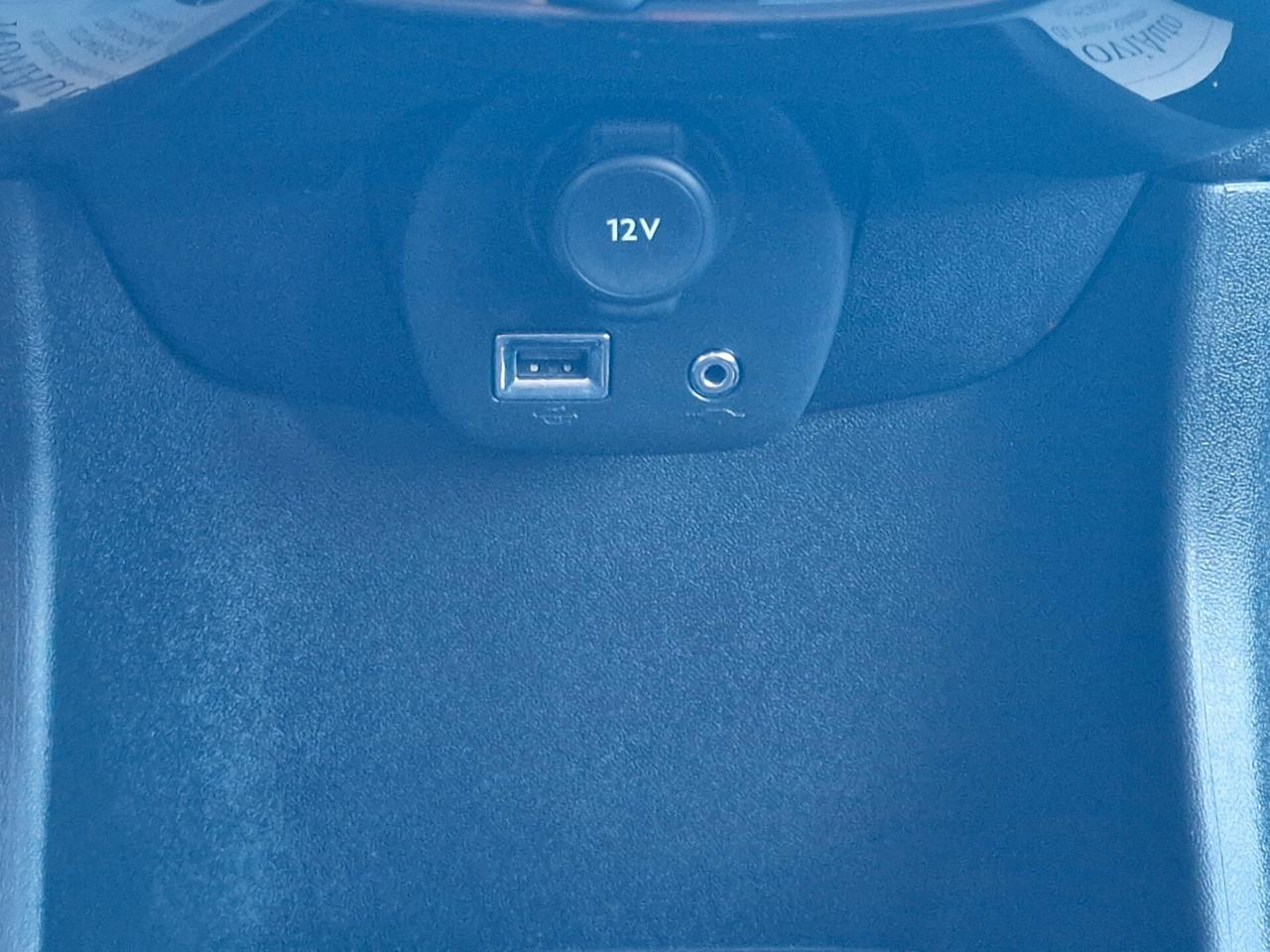 Peugeot 108 Style 1.0 VTi benzina 70cv